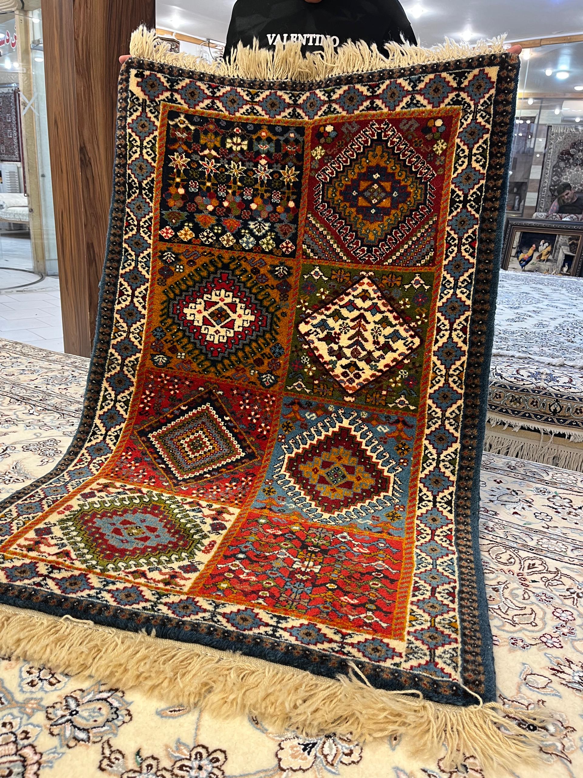 فرش دستباف یلمه خشتی کد 111