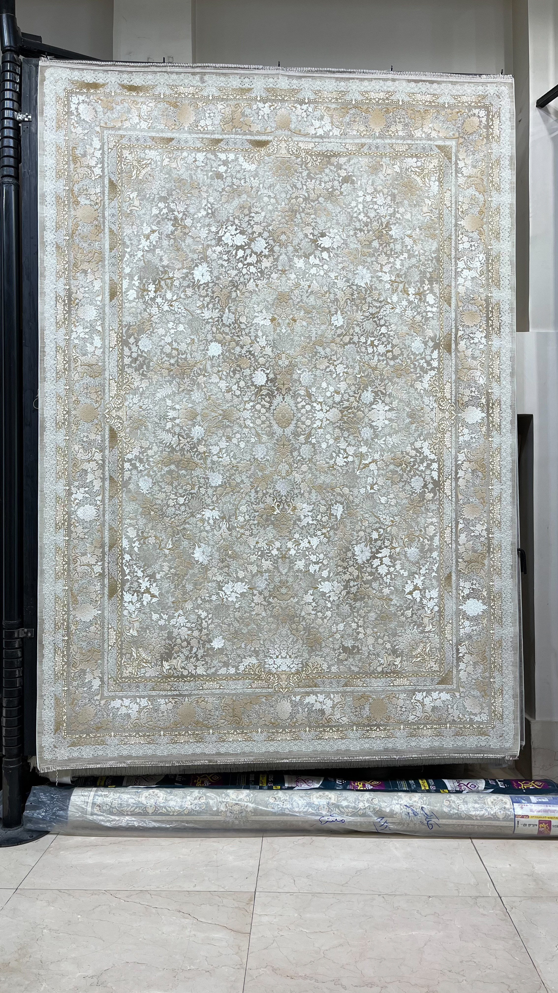 فرش آیریس رنگ نسکافه ای کد G528